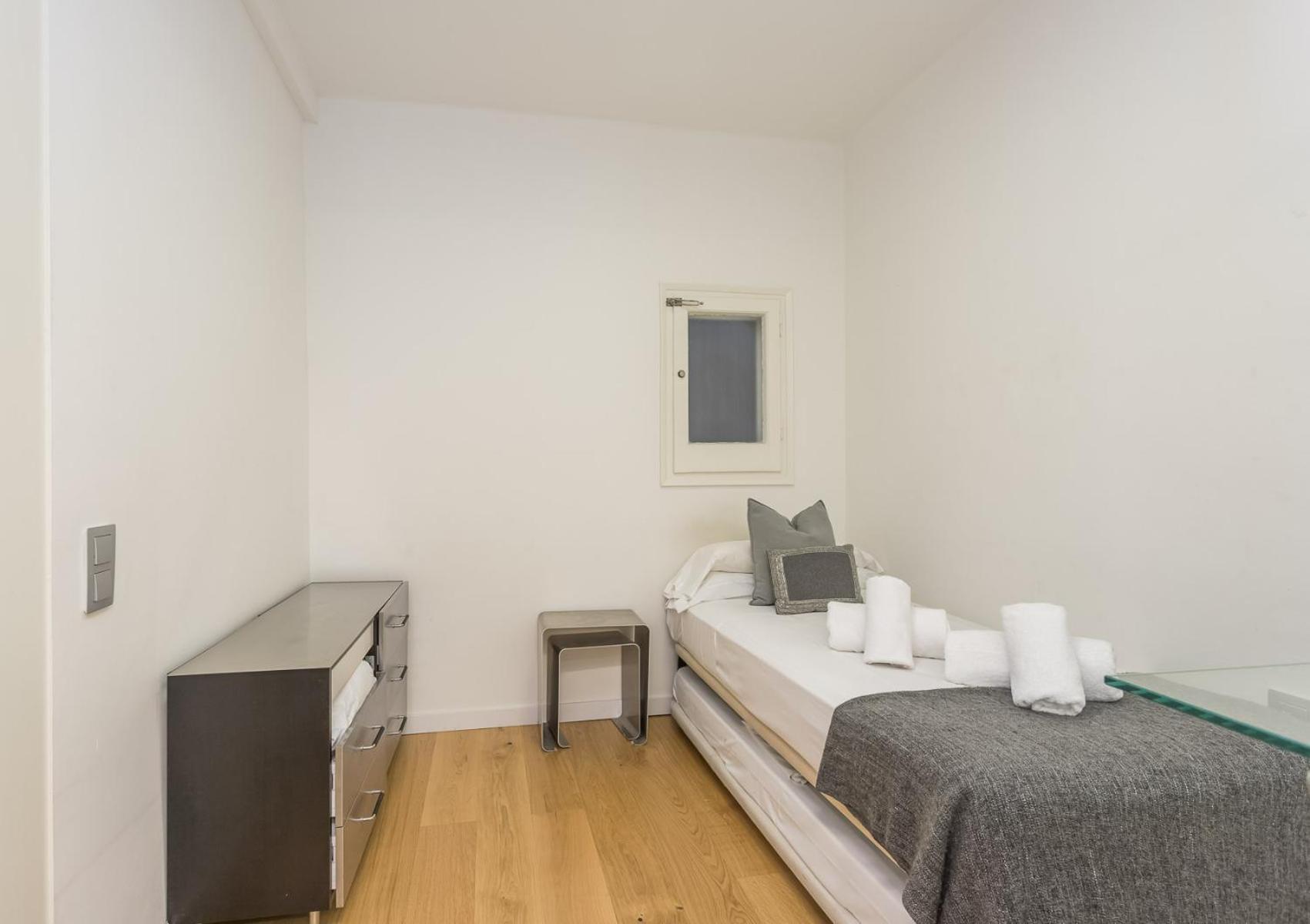 My Space - 2 Bedroom In Uptown Appartement